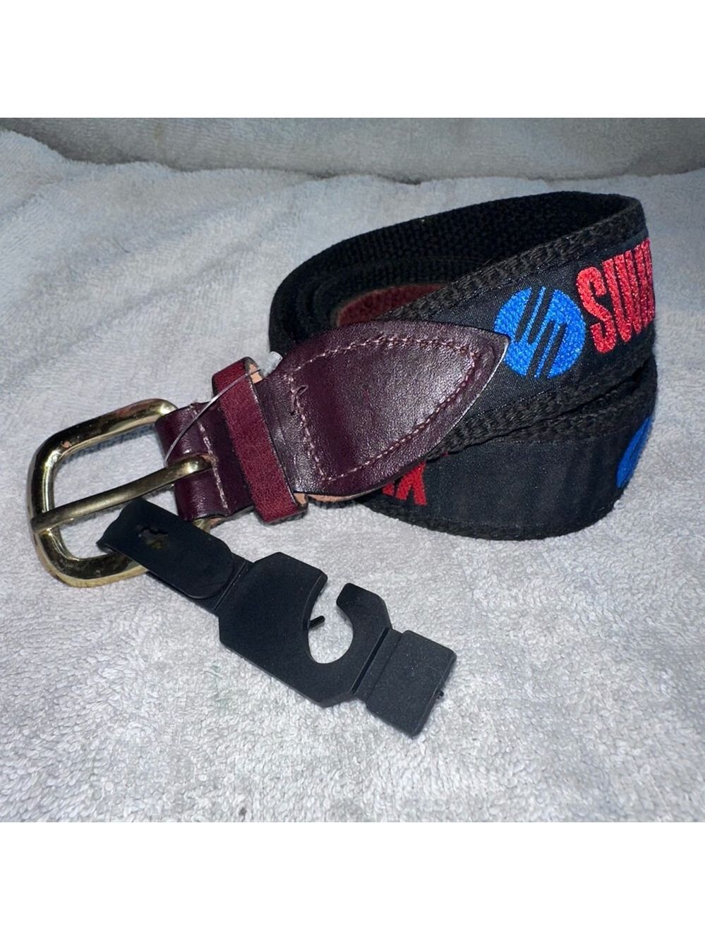 NWOT Unisex XL Swix Logo Design Fabric Weaved Leather Ends Brass Buckle Belt